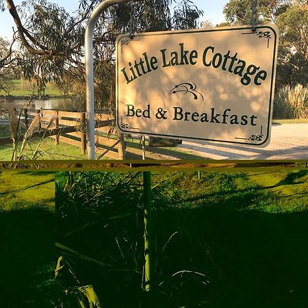 Little Lake Cottage Nyora Eksteriør bilde